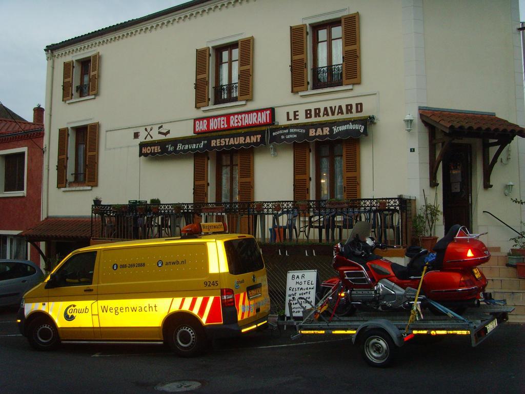 Le Bravard Jumeaux Exteriér fotografie
